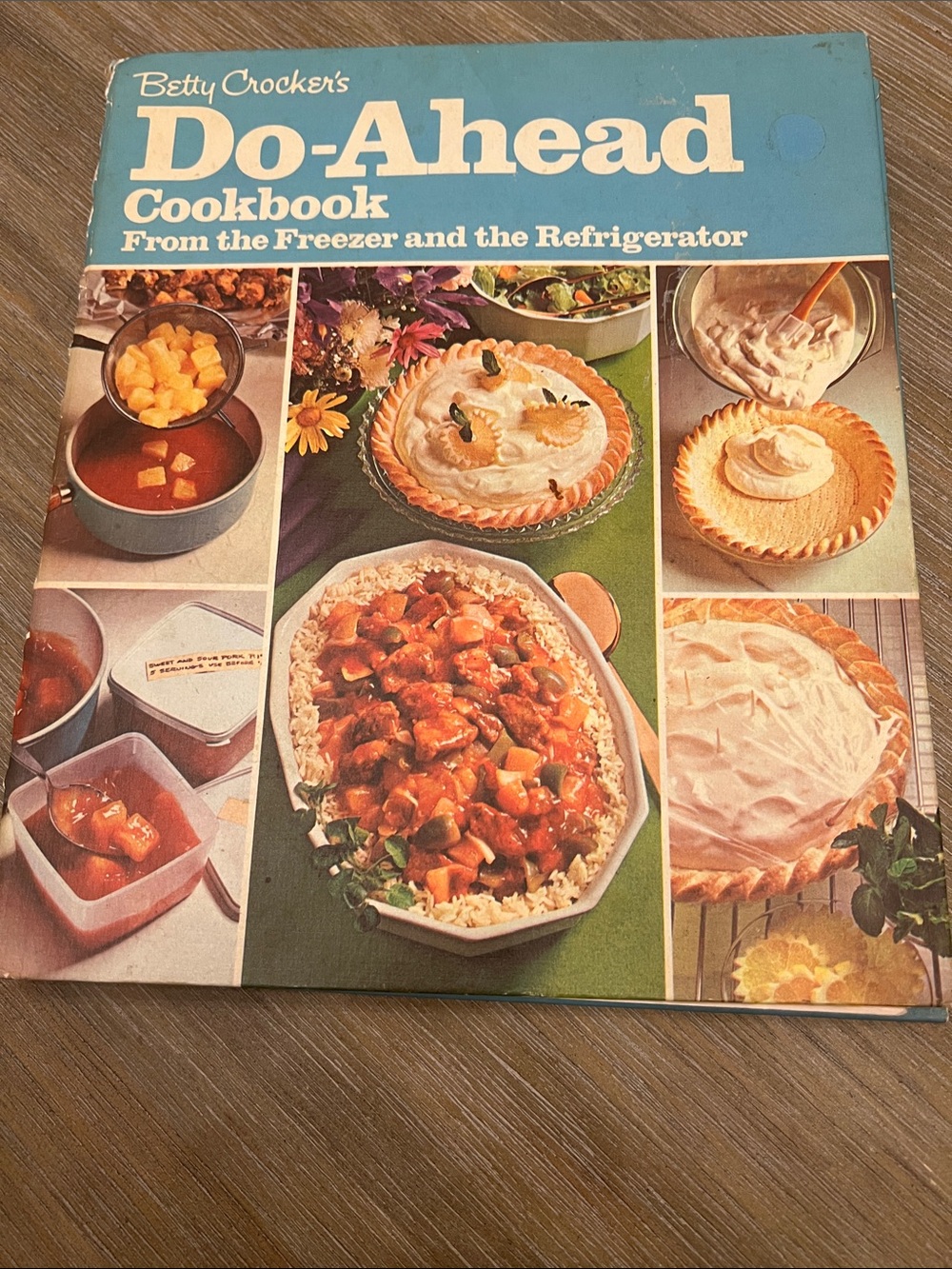 Betty Crocker Do-Ahead Spiral Cover  - Blue & Green Cover. 150 pgs of recipies.